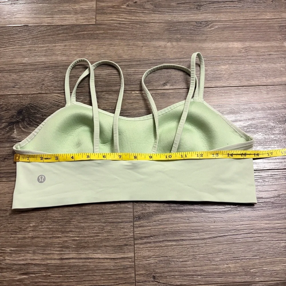 Lululemon Like a Cloud Bra *Light Support, B/C Cup (Creamy Mint) Size 10/12
